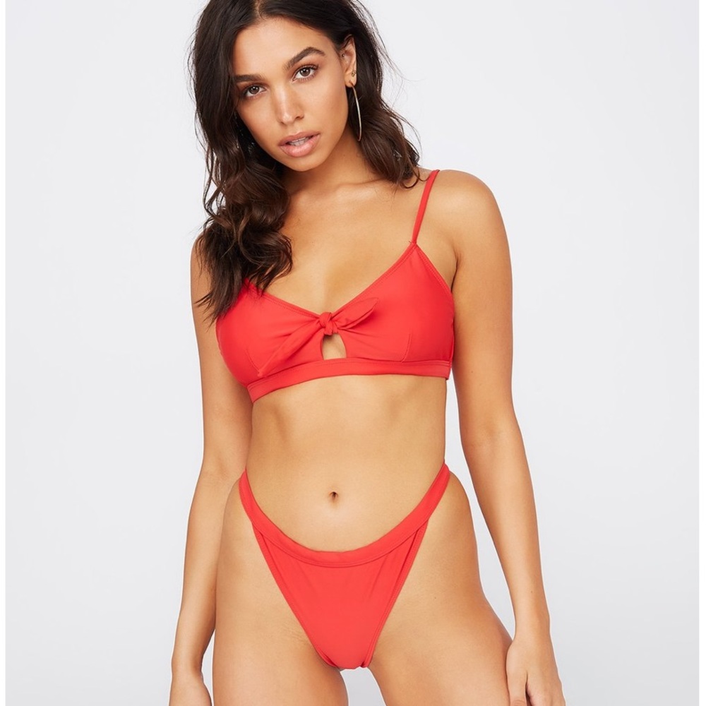 Red bikini set